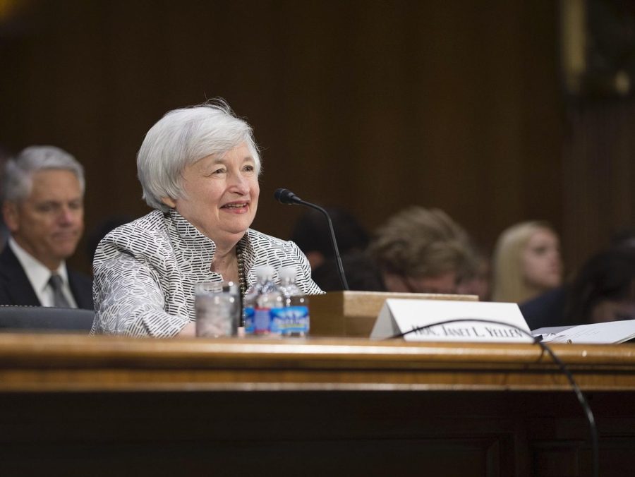 Chair+Yellen+presents+the+Monetary+Policy+Report+to+the+Congress+on+July+15th%2C+2014.